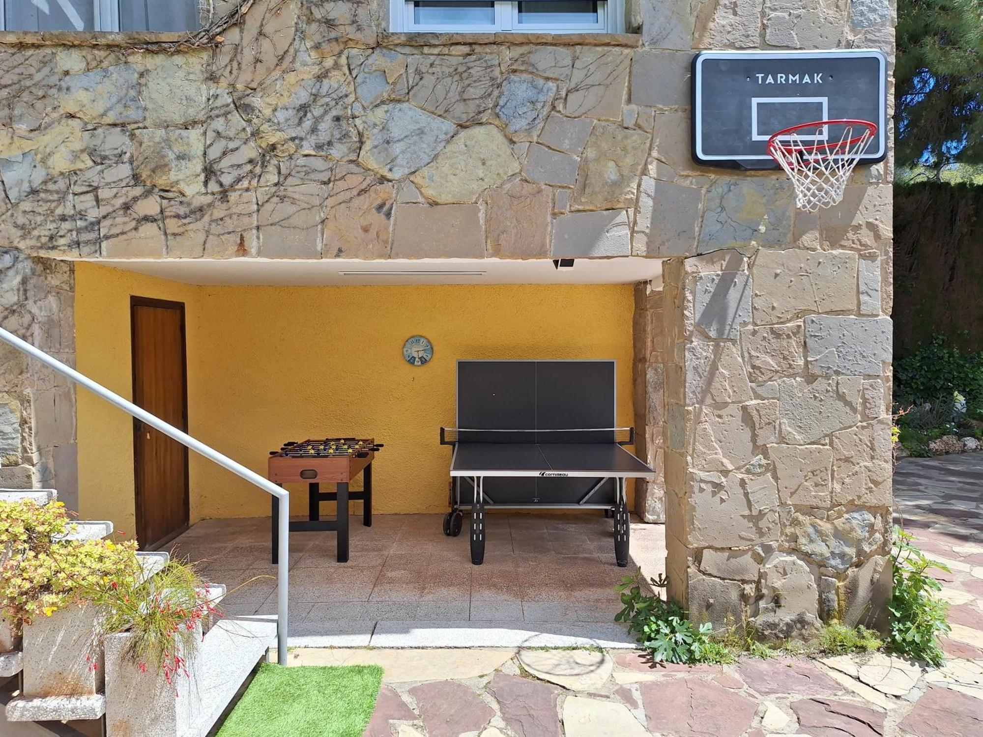 Casa Acogedora Familiar Con Piscina Pallejá Εξωτερικό φωτογραφία